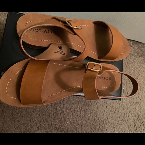 Sandals - Picture 2 of 4